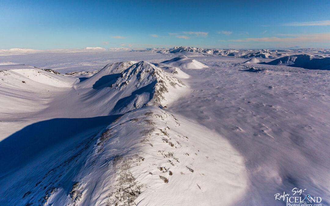 Nyrðri Eldborg Volcano seen from Ólafsskarðshnúkar – Iceland Landscape