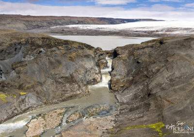 Farið river and the waterfalls Nýifoss / Leynifoss │ Icela