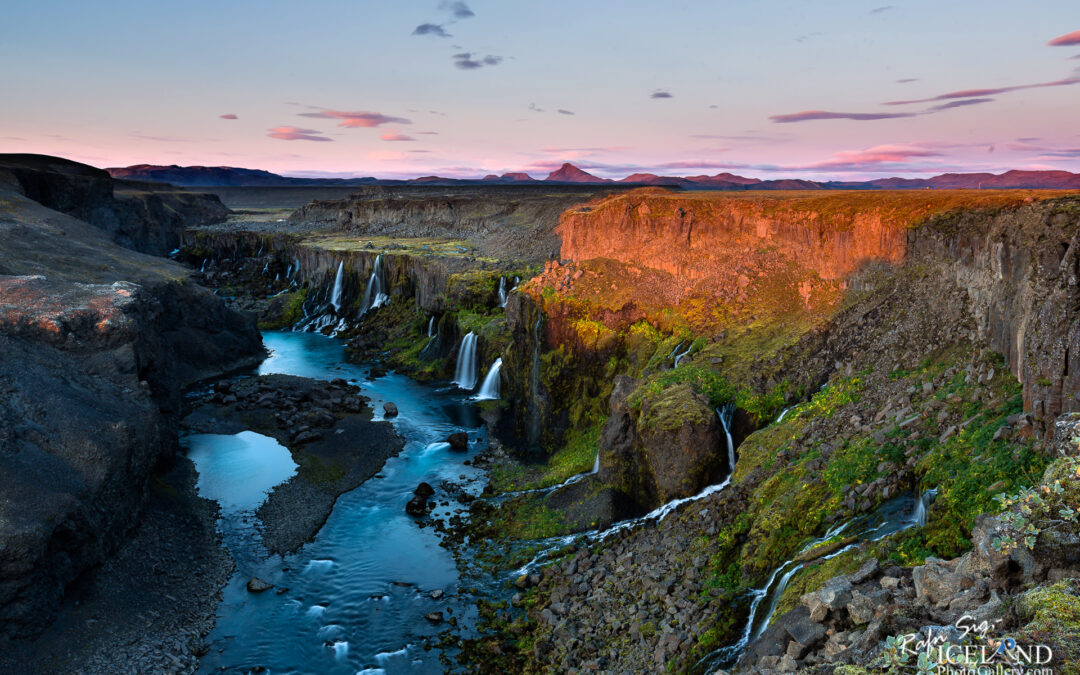 Fögrufossar (Lekafossar, Hrauneyjafossar) in Sigöldugili – Iceland Landscape Photo