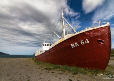 Garðar BA-64 abandoned ship - Westfjords │ Iceland Landscape