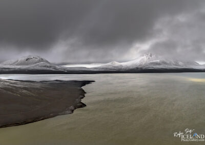 Hágöngulón Lake in the Highlands │ Iceland Landscape from A