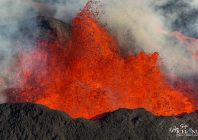 Holuhraun Volcanic eruption in the Highlands │ Iceland Landsca