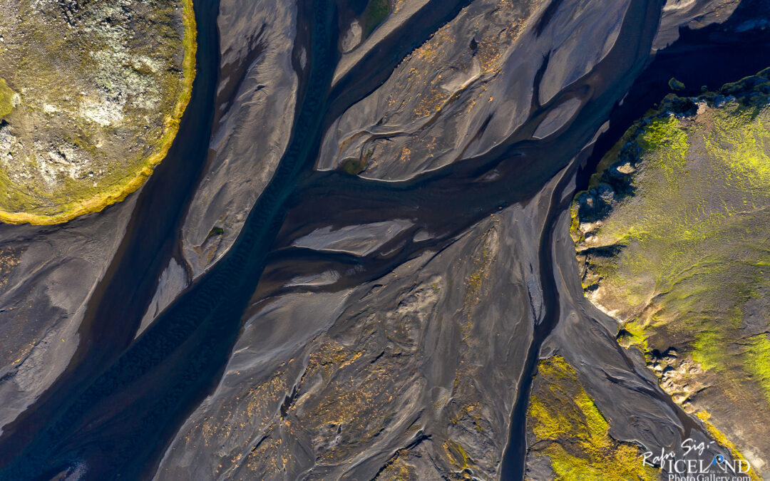 Jökuldalakvísl from Air – Iceland Landscape Photography