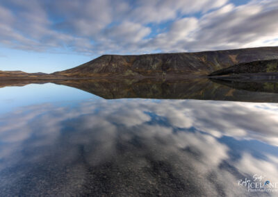 Lambhagatjörn Lake - South West │ Iceland Landscape Photograp