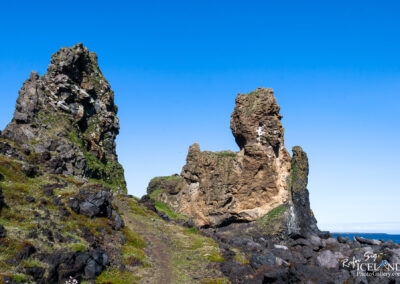 Lóndrangar rock pinnacles - West │ Iceland Landscape Photogra