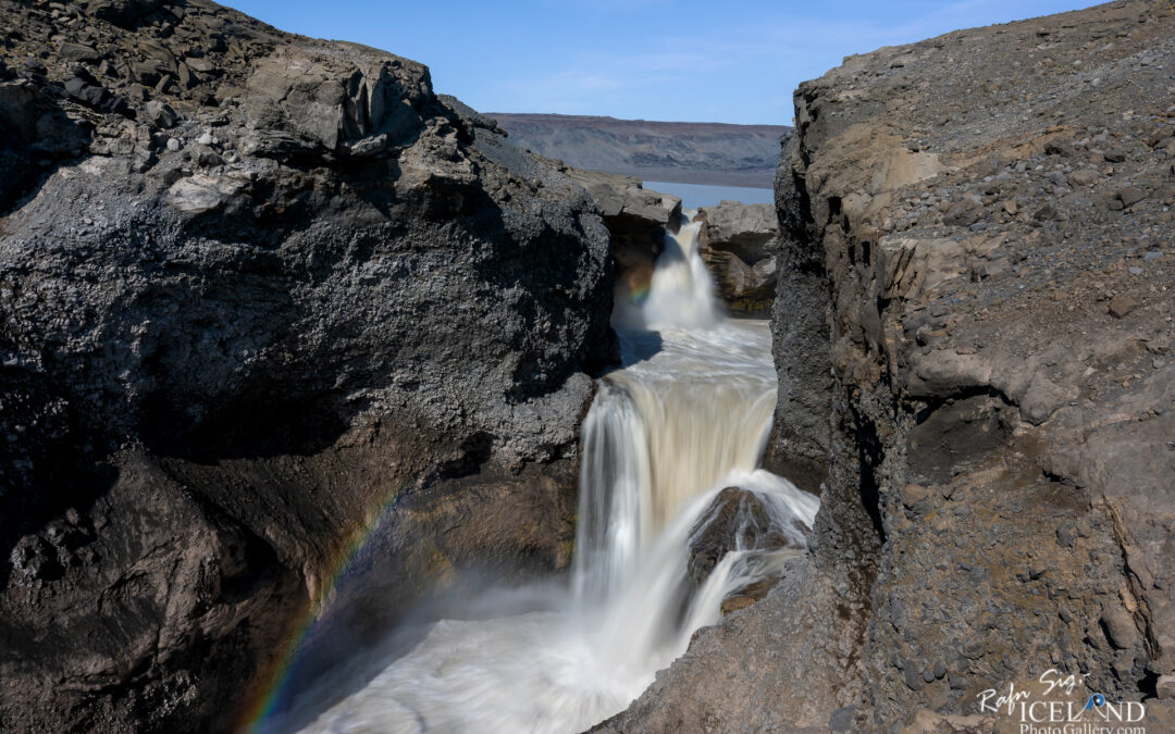 20MW Waterfalls