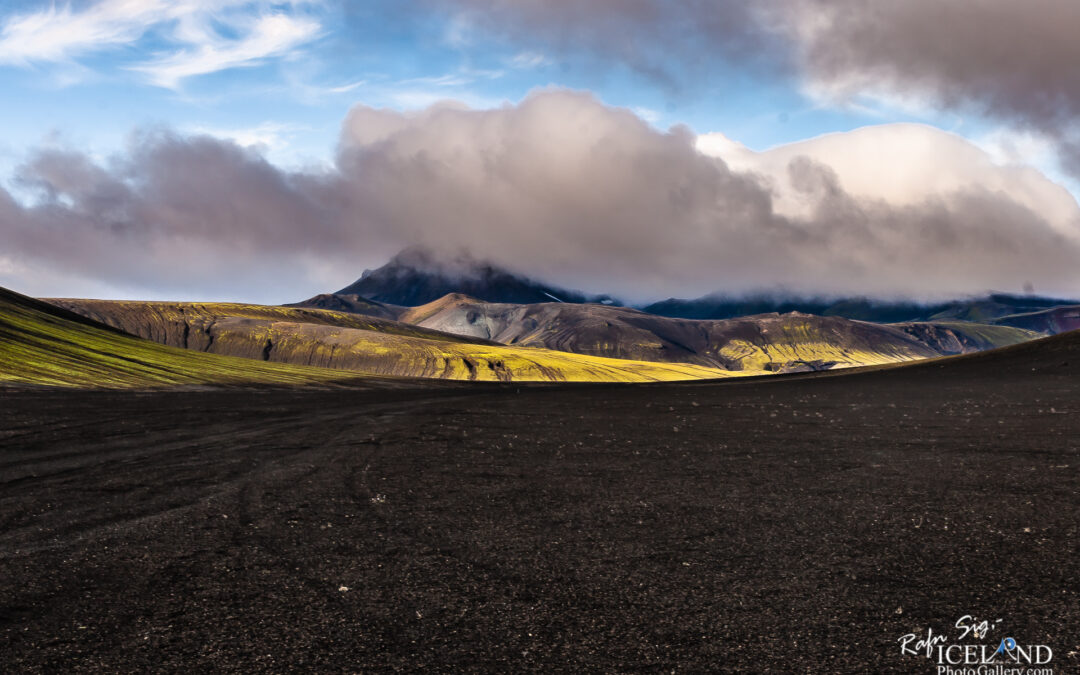 Rauðfossafjöll at Fjallabak Nyrðri – Iceland Landscape Photography