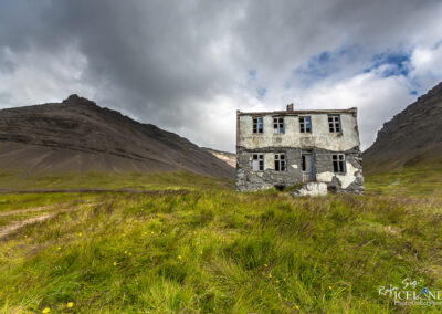 Stapadalur abandoned farm - Westfjords │ Iceland Landscape Pho