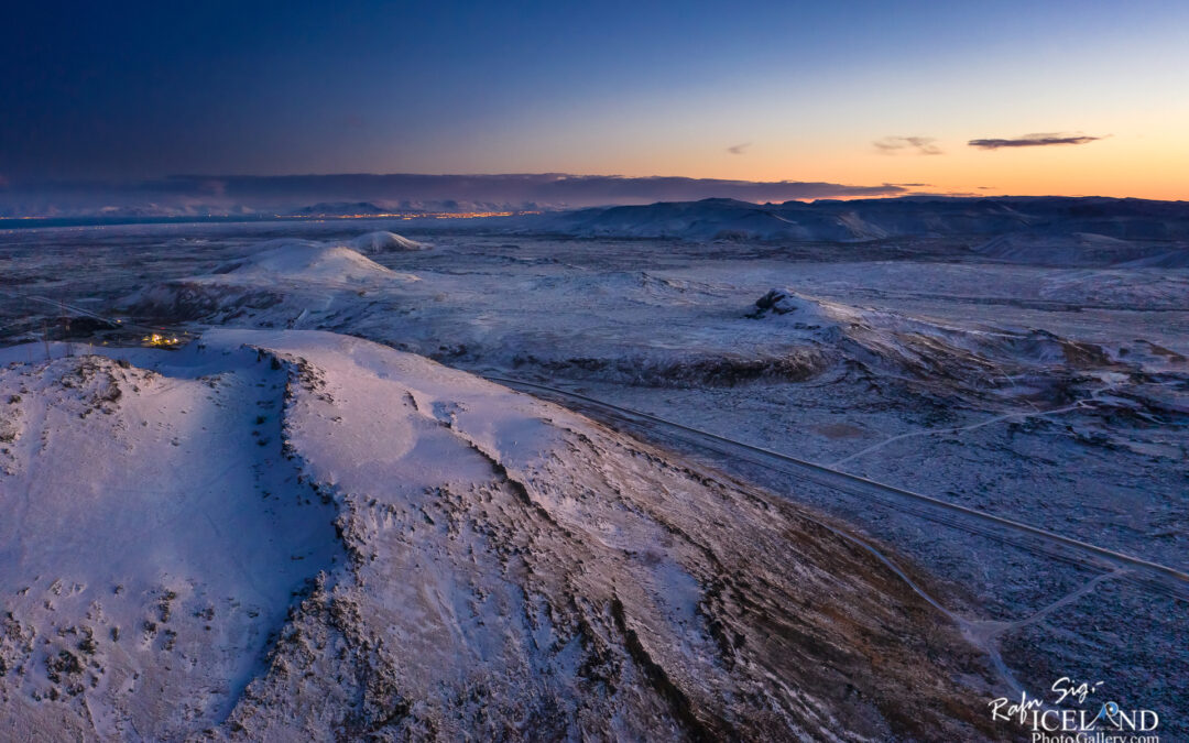 Sundhnúkagígar Crater row –  Iceland Volcano Landscape