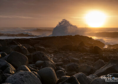 Sunrise at Háaleiti Beach - South West │ Iceland Landscape Ph