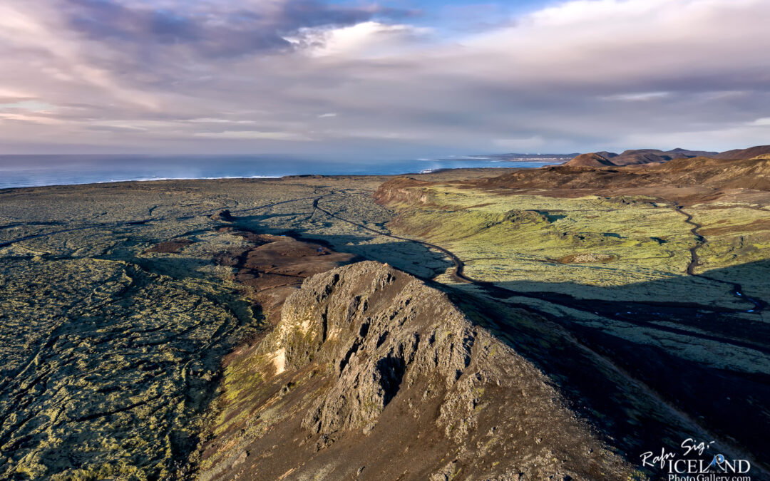 Latfjall Mountain and Ögmundarhraun Lava field – Iceland Landscape Photogaraphy