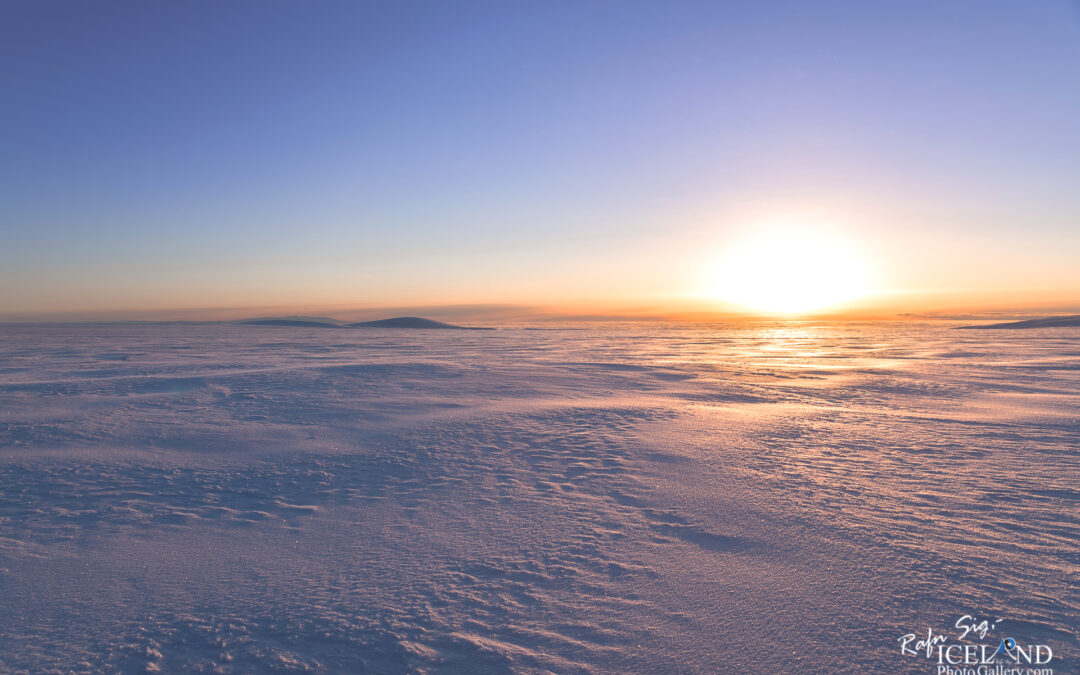 Mýrdalsjökull Glacier in the morning twilight – Iceland Photo Gallery