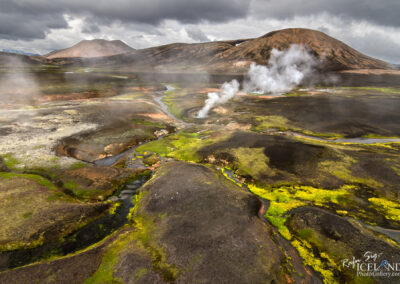 Hrafntinnusker Geothermal valley in the Highlands │ Iceland La