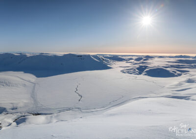 Highlands of Iceland in winter snow with sun shine and sun rays